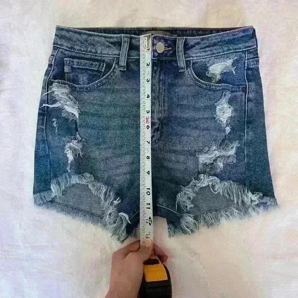 JUST USA - high rise jean shorts - small - Picture 4 of 6